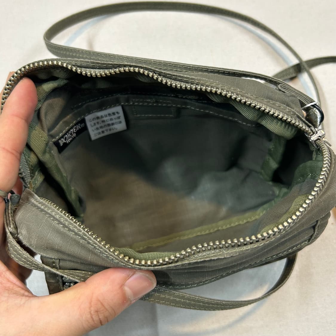 요시다 포터 미니 크로스백 숄더백 지갑 올리브 그린 V15 상품이미지7