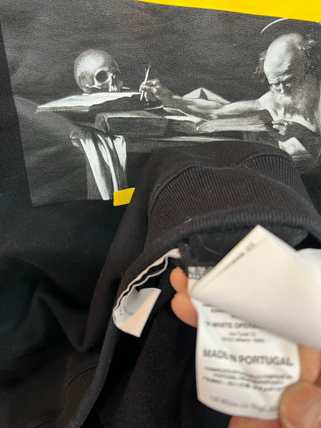 오프화이트 카라바지오 맨투맨 M사이즈 상품이미지4