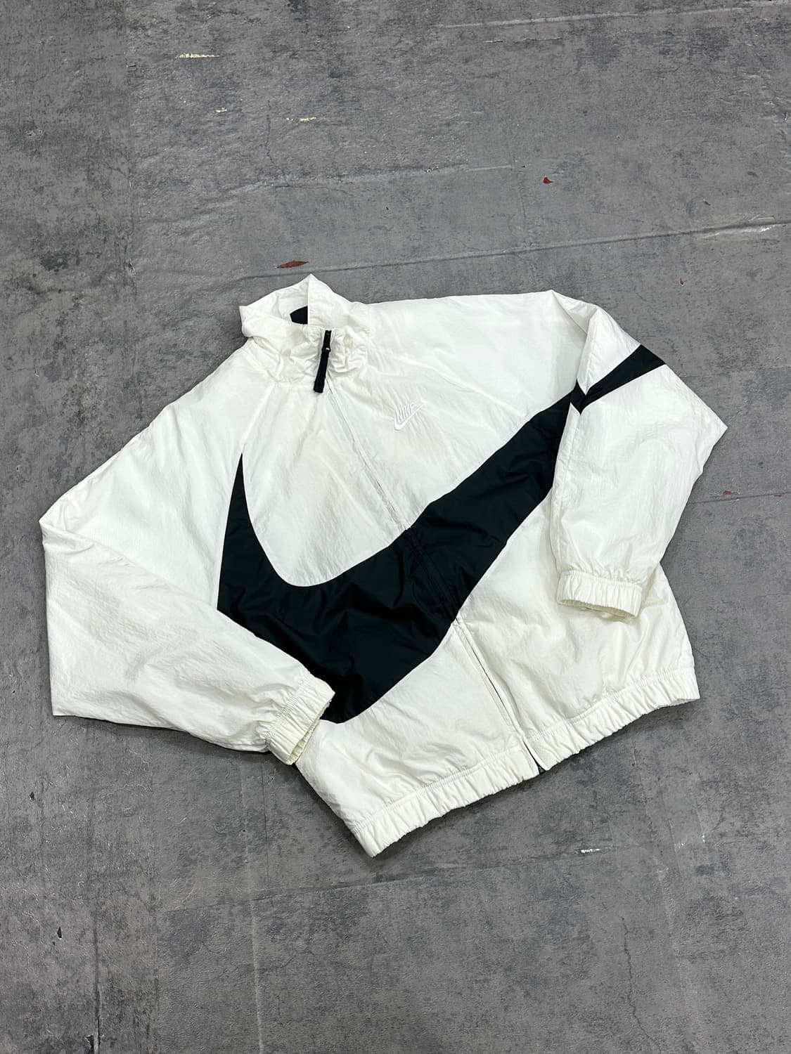 나이키 빅스우시 바람막이 상품이미지1