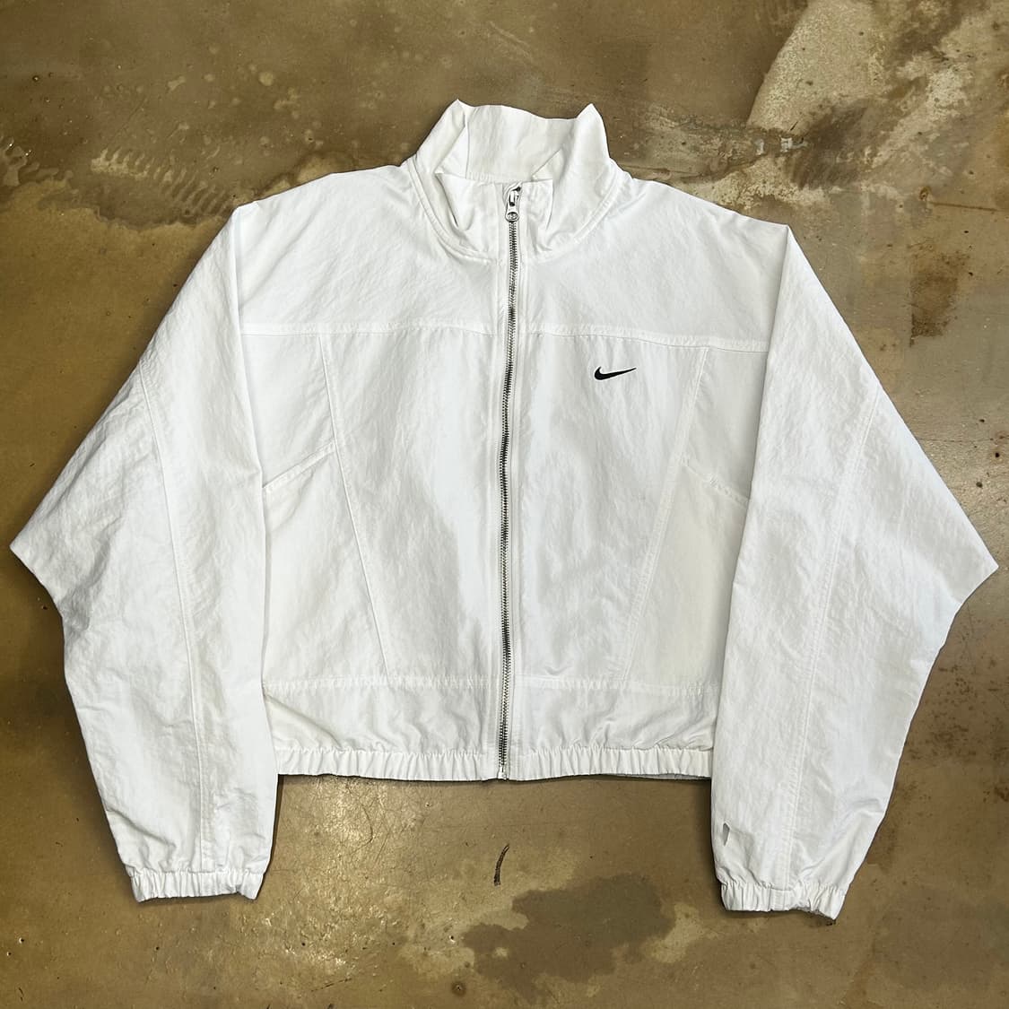 XL 나이키 스우시 화이트 크롭 바람막이 상품이미지2