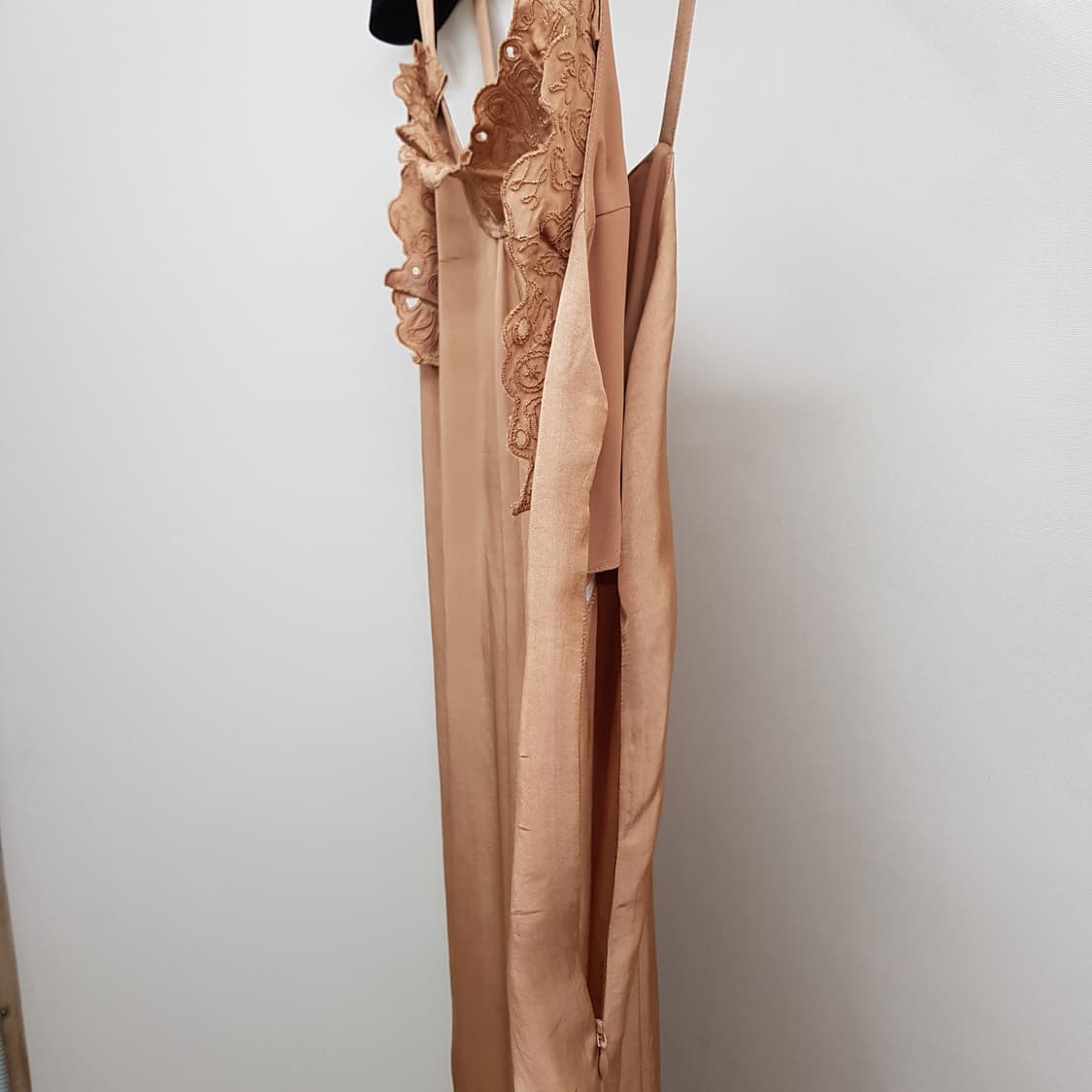 한섬 마인 2021 새틴 레이스 롱 원피스 76-90-155 상품이미지9