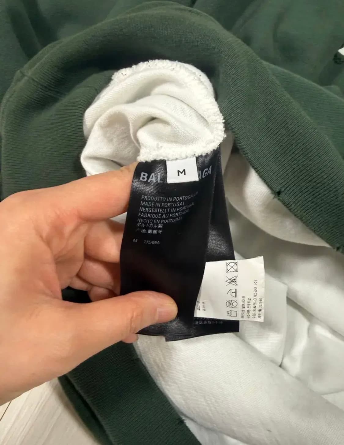 발렌시아가 디스트로이드 데미지 후드 상품이미지8