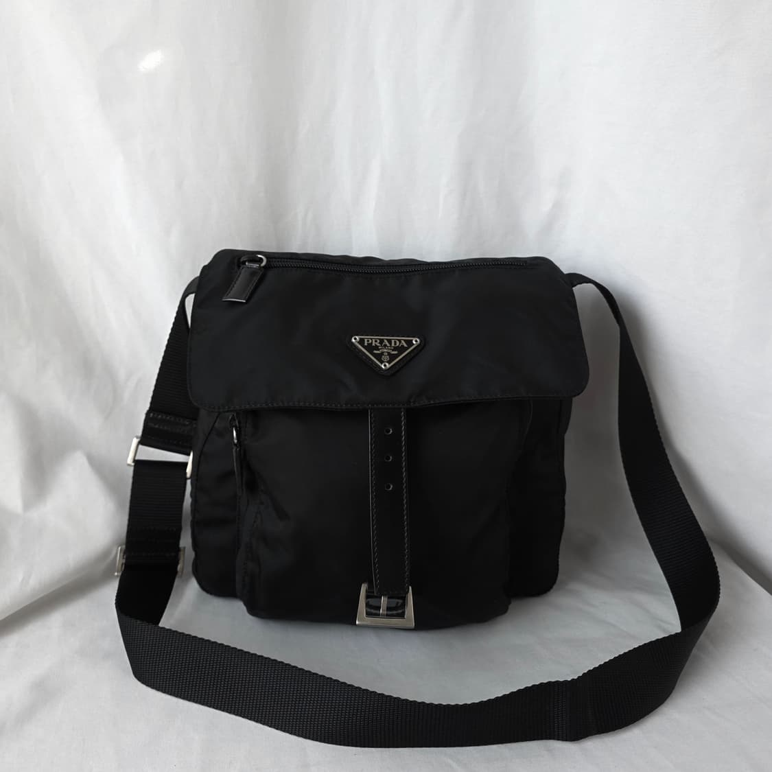 [정품 PRADA] 프라다 포코노 나일론 크로스백 주우재백 남녀공용 상품이미지2