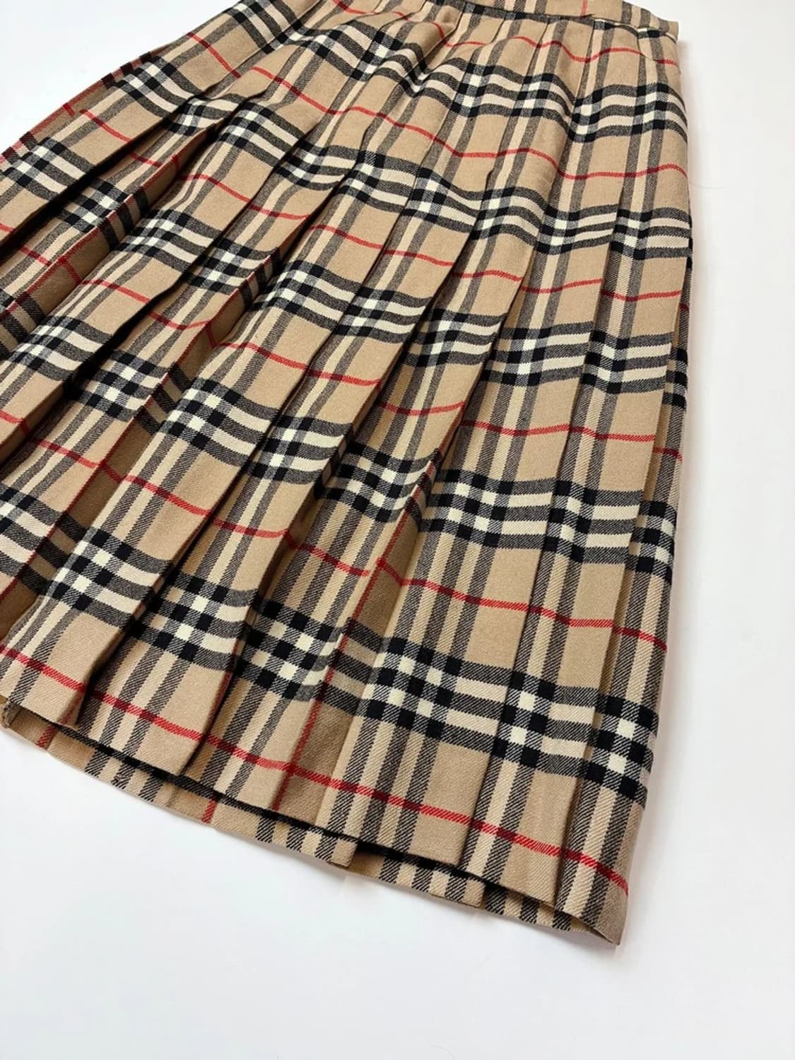버버리 90's 노바체크 미디 스커트 PN5669 상품이미지4