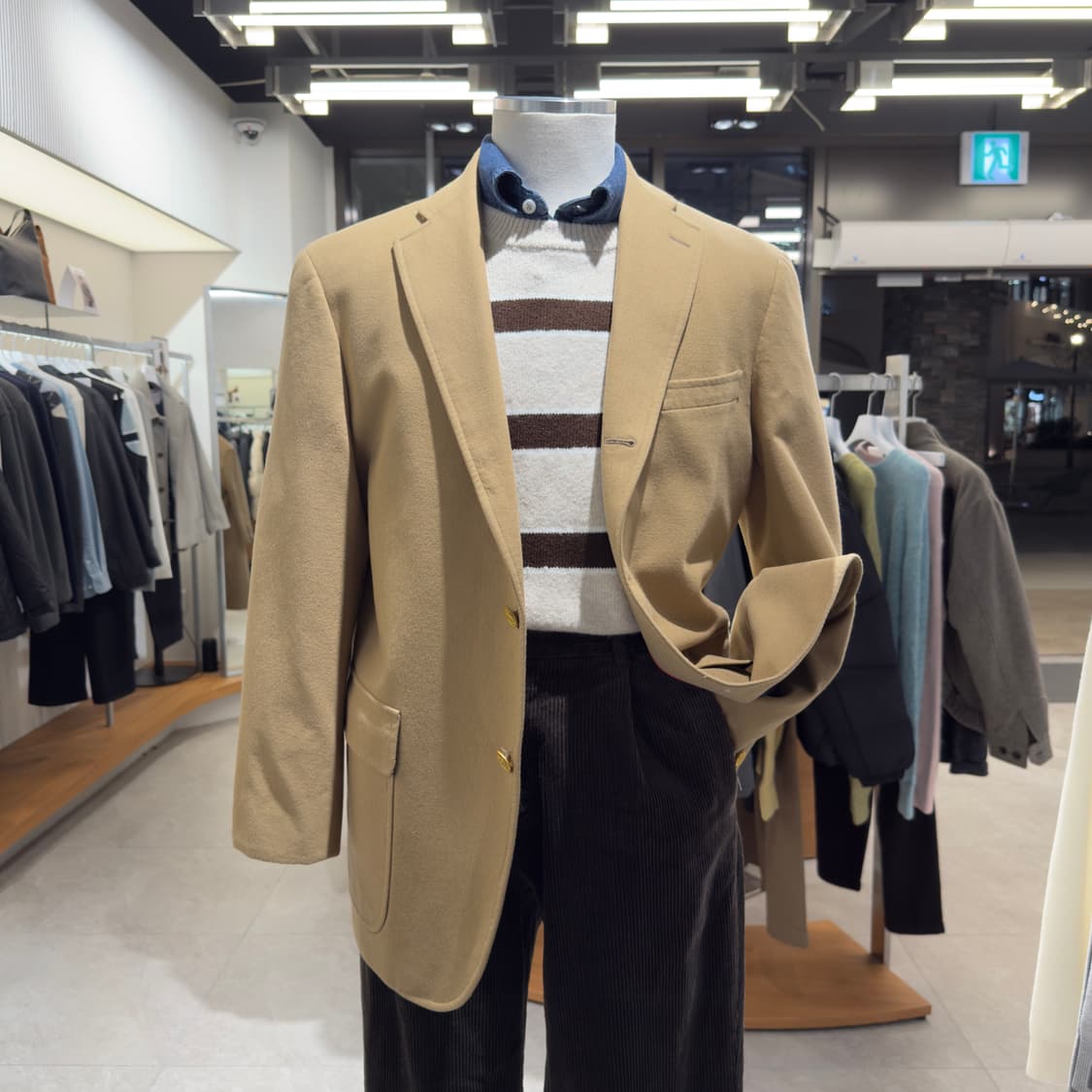 제이프레스 베이지 울 금장 블레이저 상품이미지2