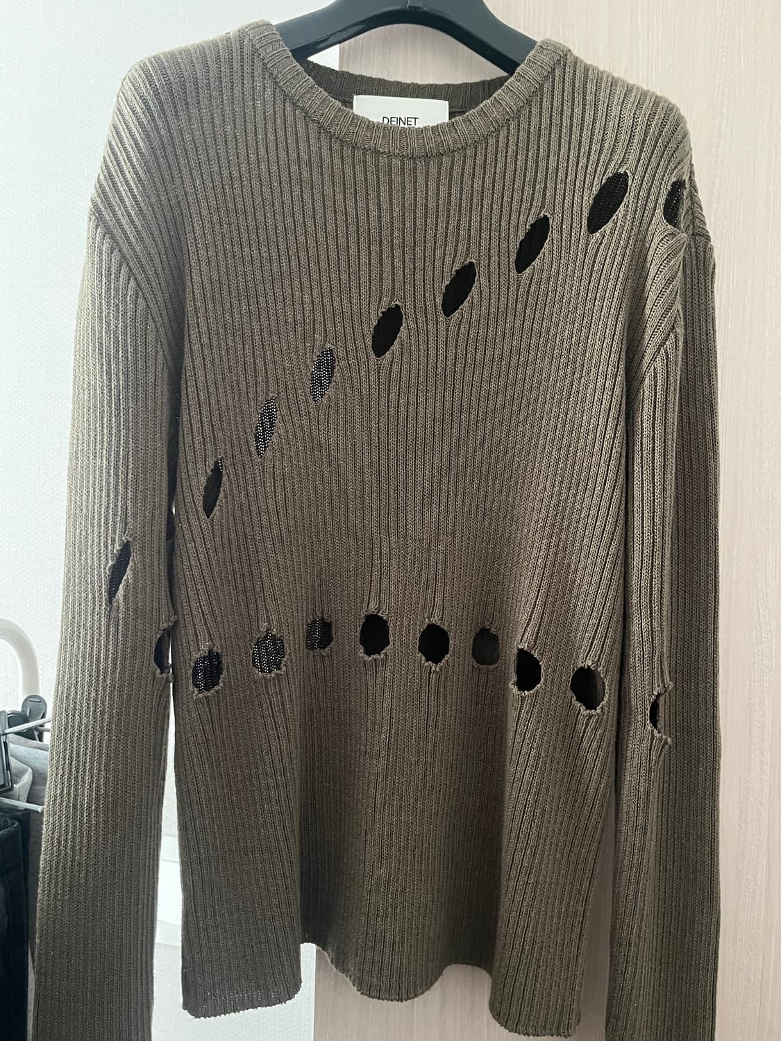 다이닛 크레센도 컷아웃 니트 상품이미지6