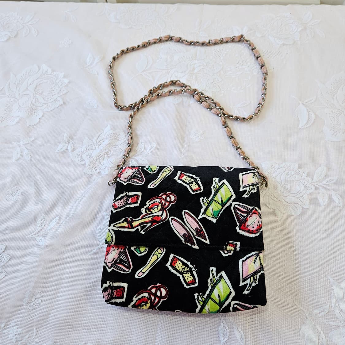 사만사타바사 미니 패턴 체인 크로스백 상품이미지1