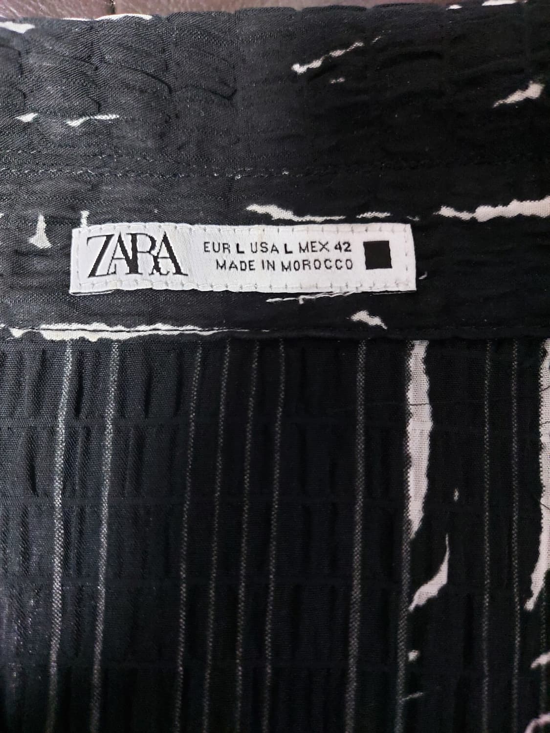자라(ZARA) 남성용 프린트 반팔 셔츠(L)

 상품이미지5