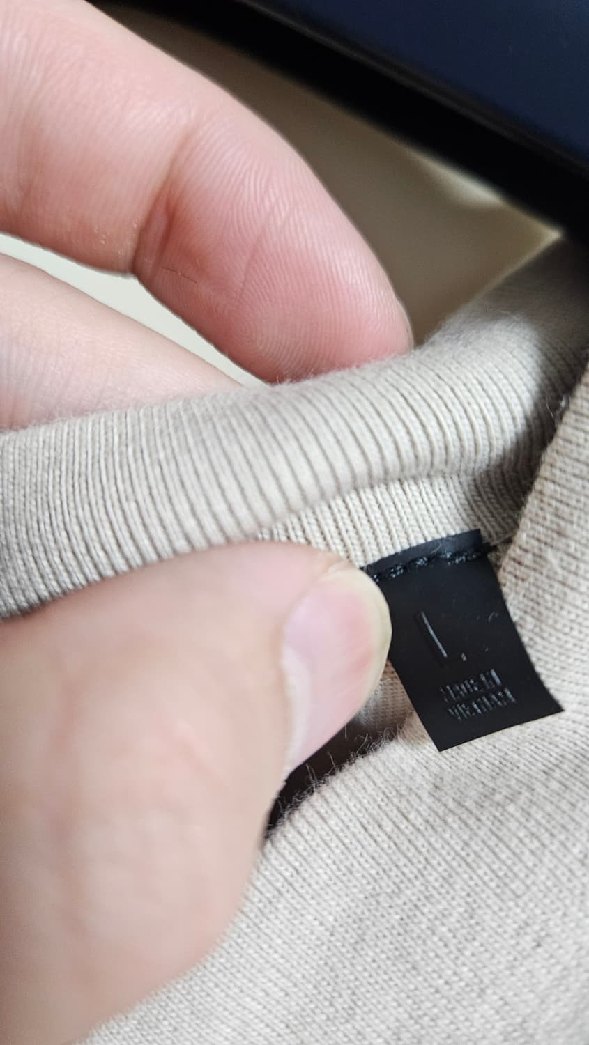 피어오브갓 에센셜 브이넥 반팔티셔츠 상품이미지2