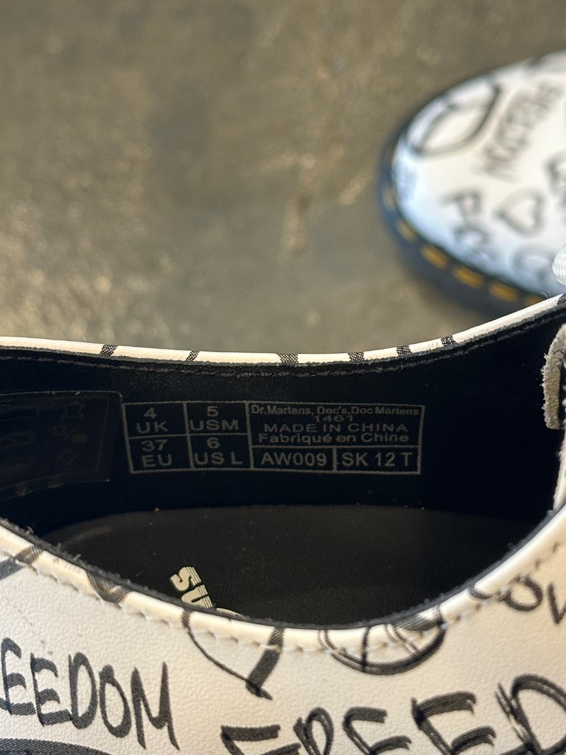 닥터마틴 1461 3홀 그래피티 235 상품이미지5