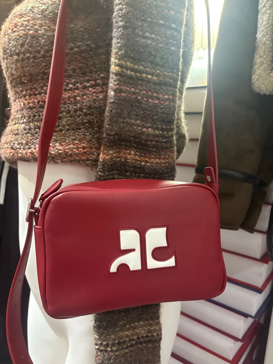 TTF✳️꾸레쥬 리에디션 카메라 백 <새상품> 상품이미지1