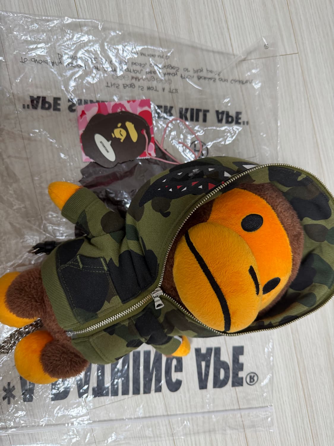 베이프 퍼스트 카모 베이비 마일로 플러시 인형 백팩 가방 상품이미지1