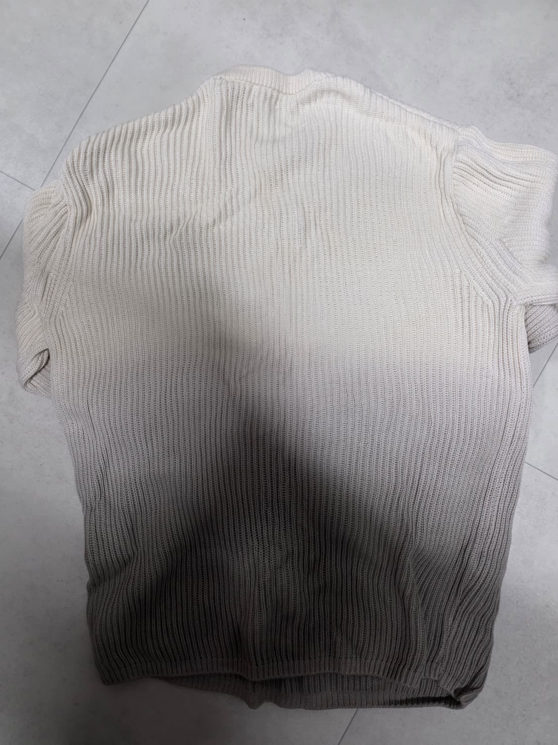 쿠어 그라데이션 니트 M사이즈 상품이미지4