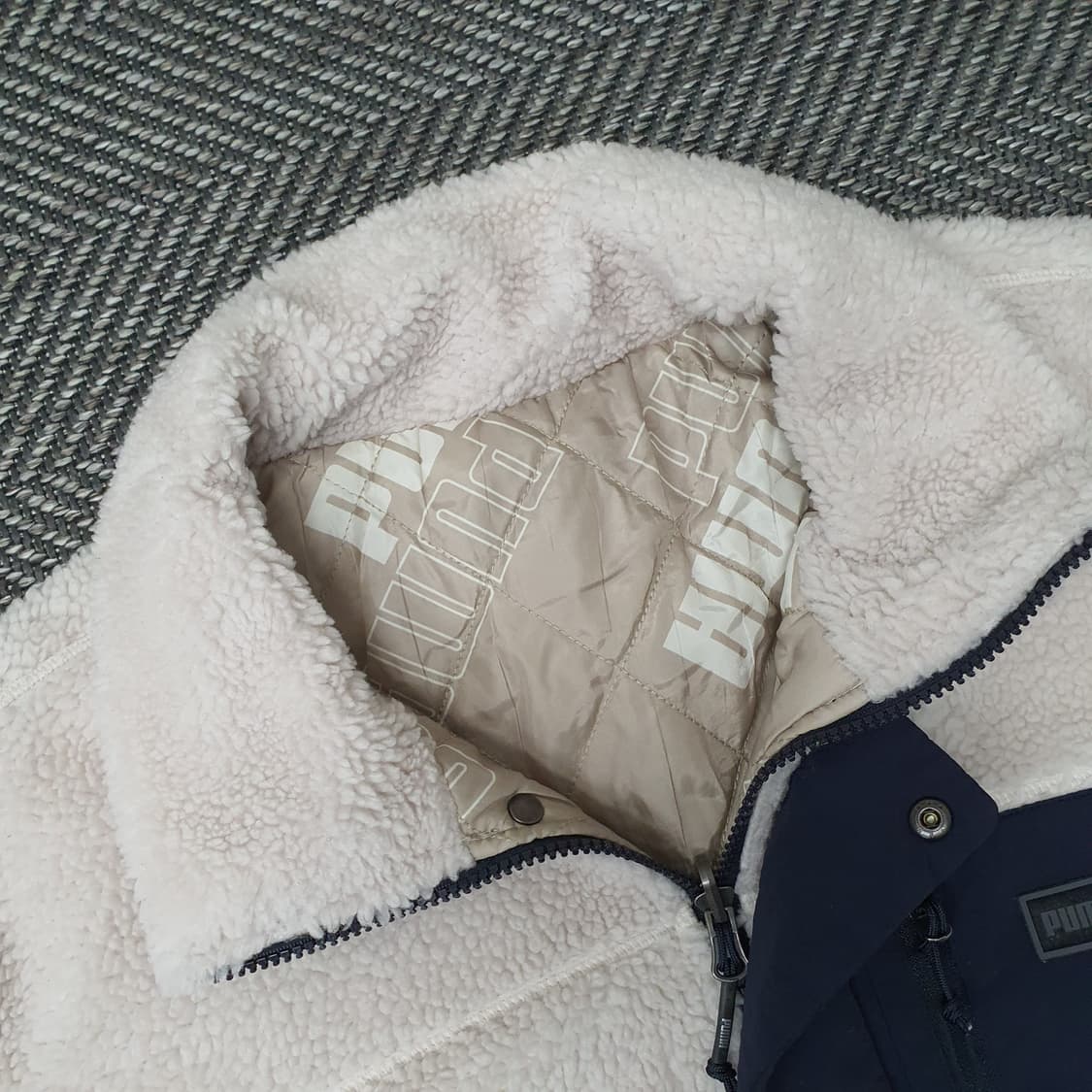 푸마 퀼팅 플리츠 집업자켓 남자105~110 상품이미지2