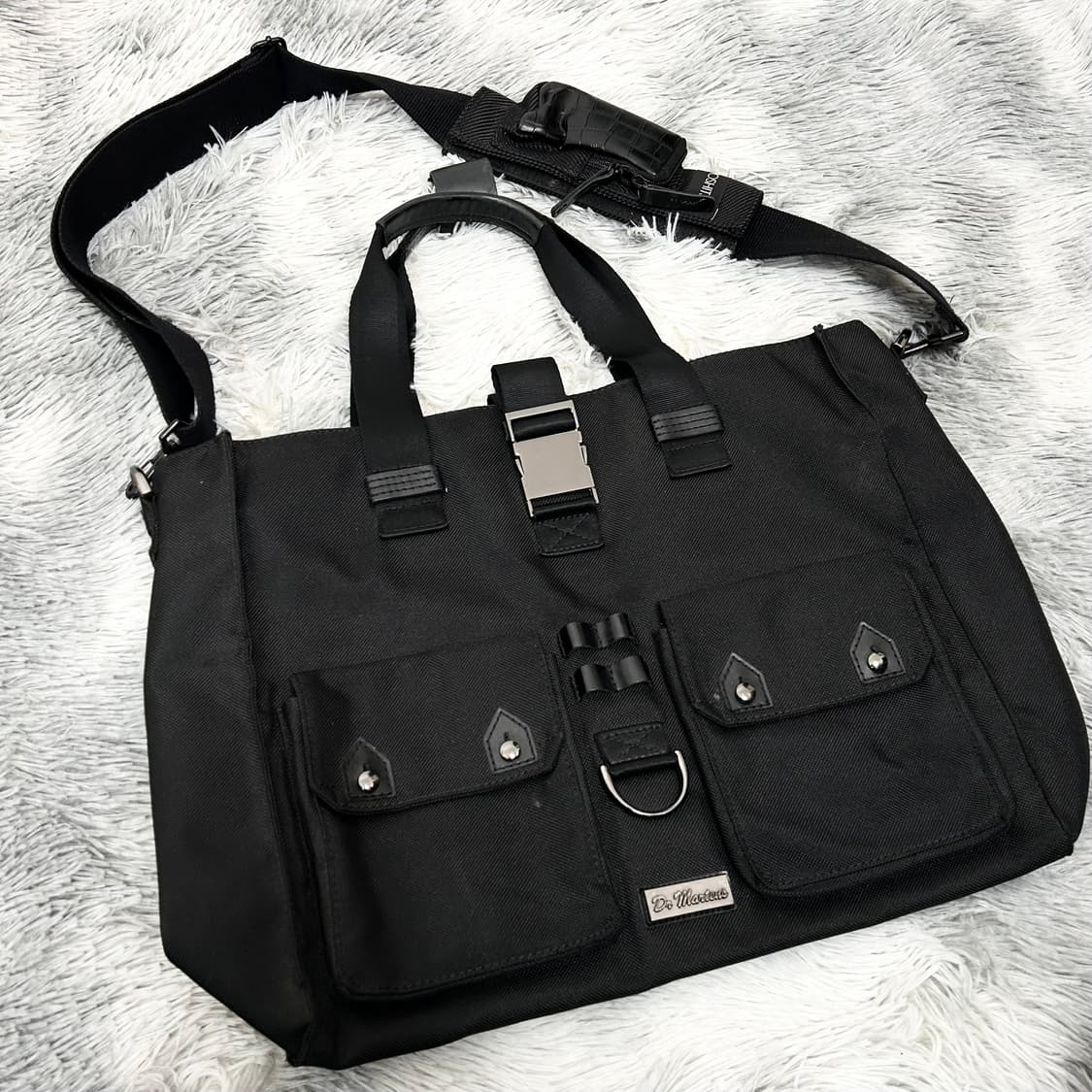 닥터마틴 투웨이 크로스백 상품이미지1