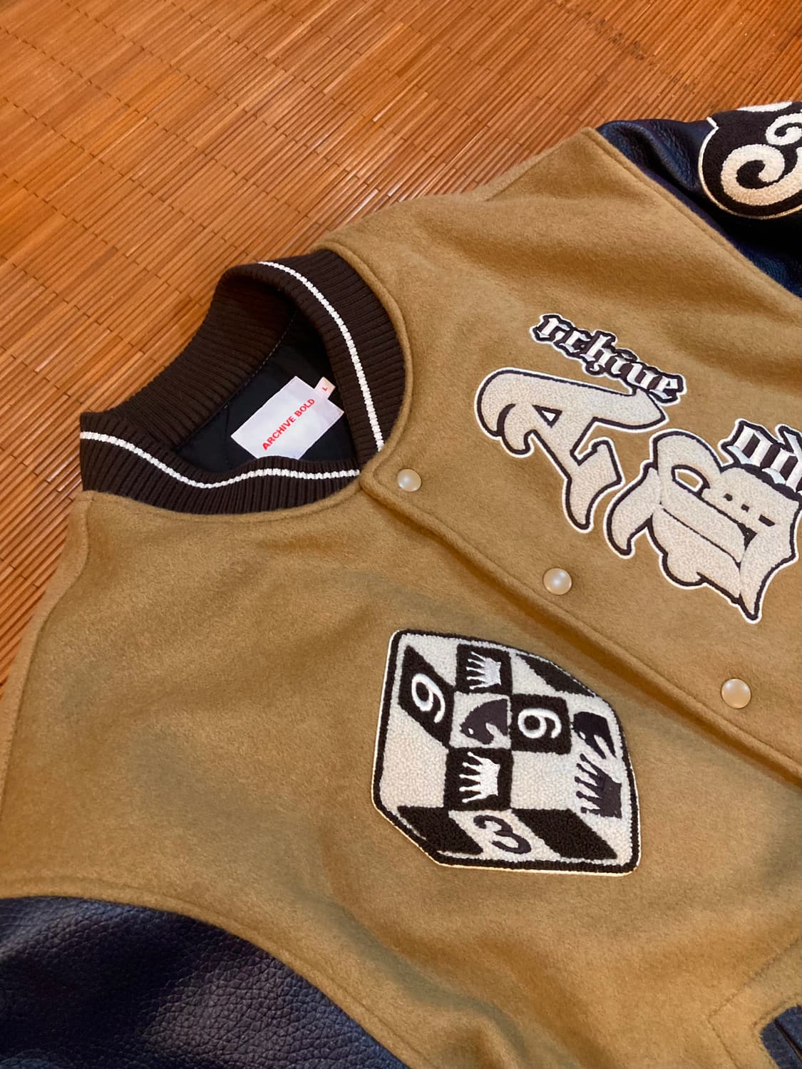 아카이브볼드 카우 레더 스타디움 자켓 상품이미지4