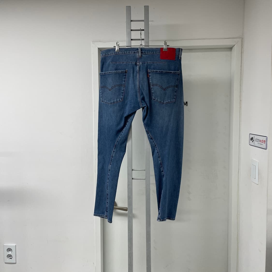 리바이스 502 엔지니어드진 W34 L30 상품이미지1