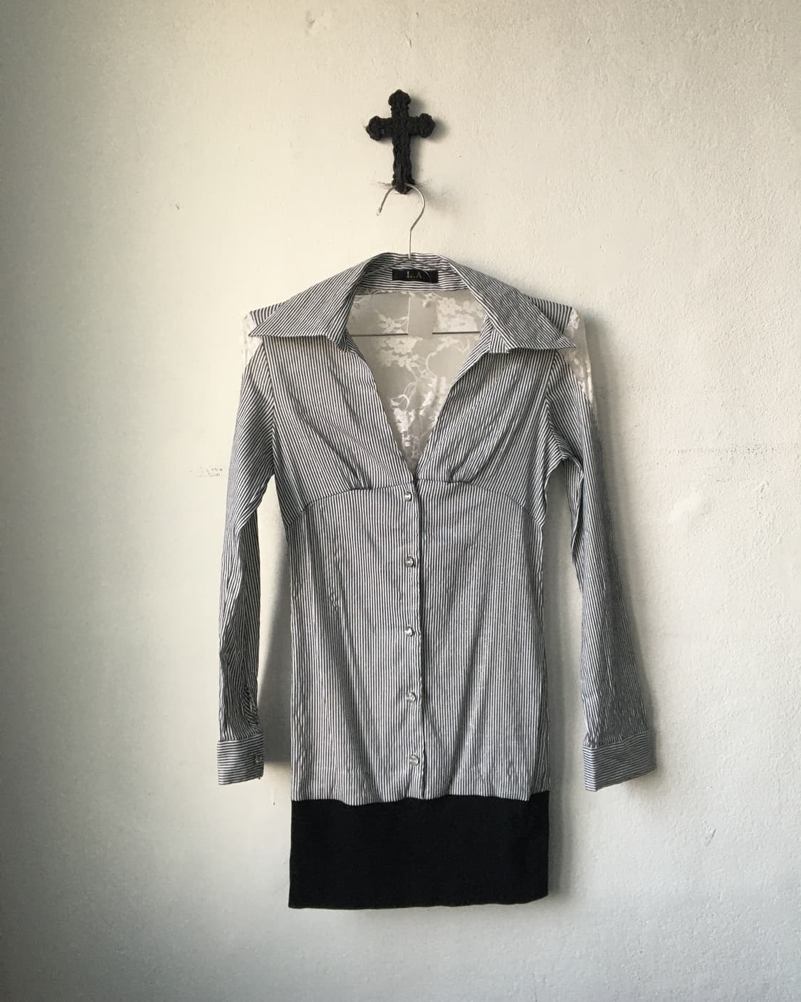 Back lace point shirt onepiece 상품이미지2