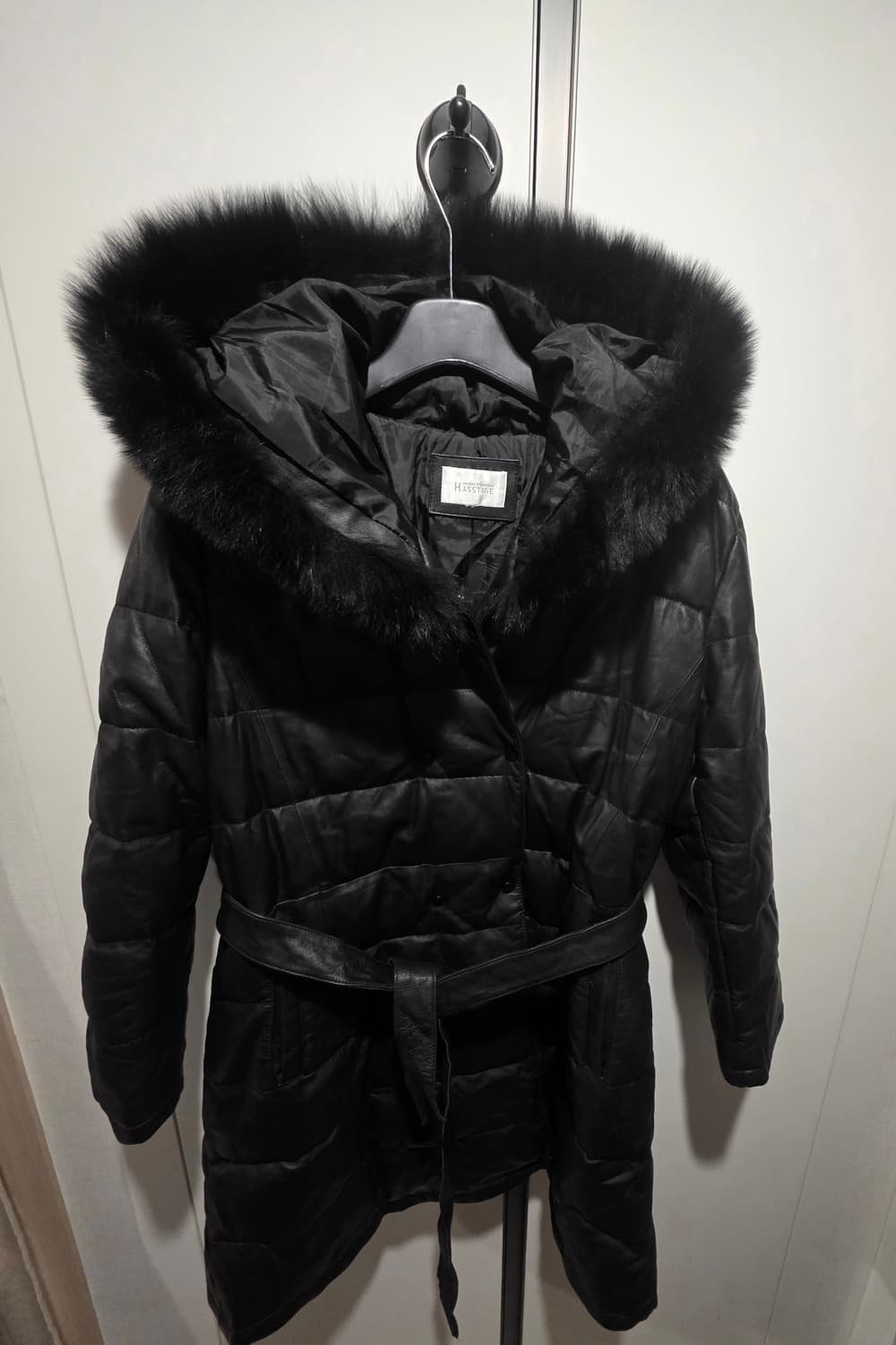 HASSTIGE 양가죽 후드퍼 롱패딩 상품이미지1