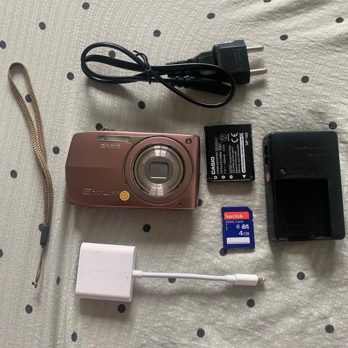 카시오 엑슬림 Z2300 핑크 빈티지 카메라  상품이미지1