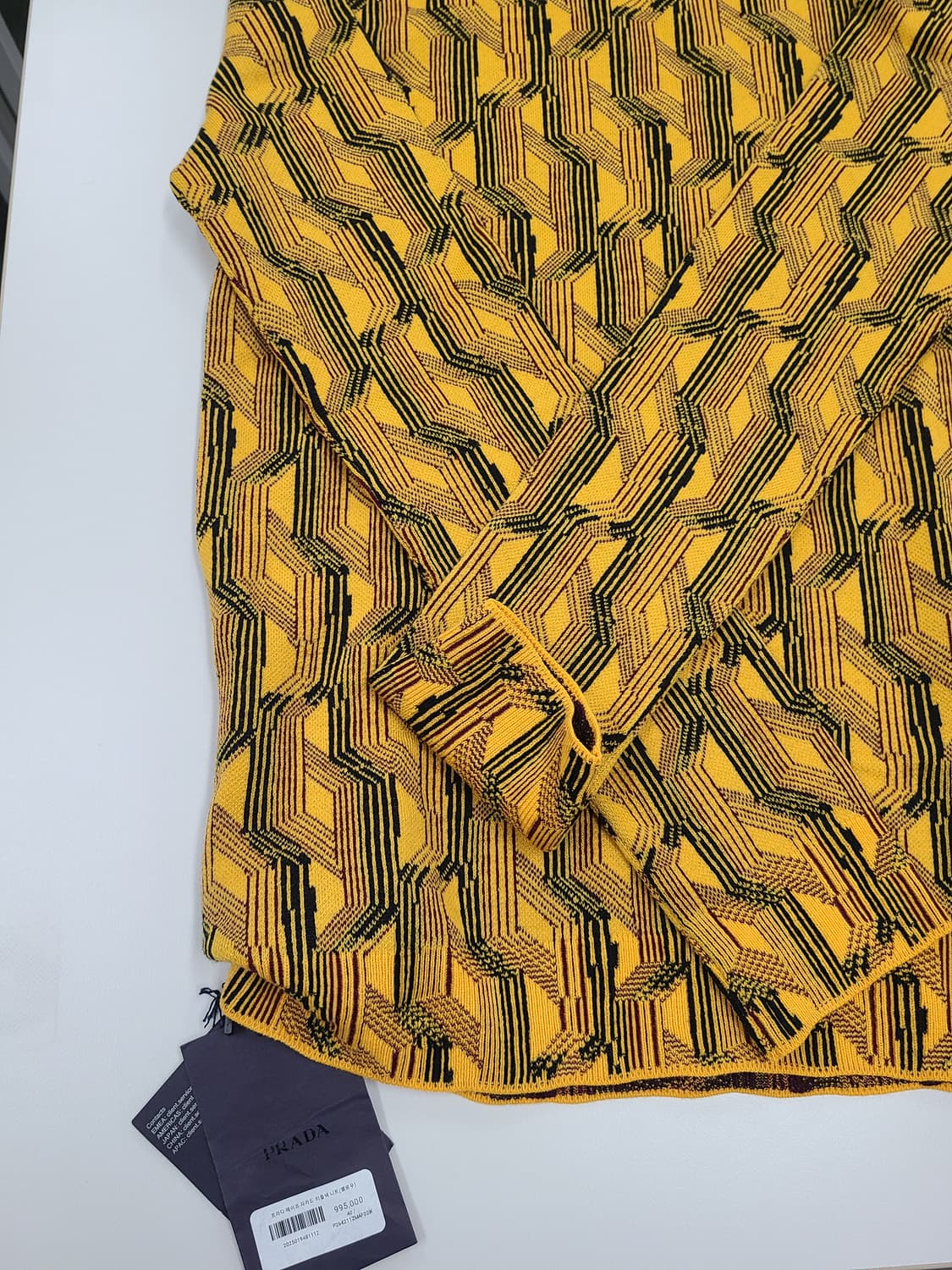 프라다 터틀넥 니트 사이즈40 상품이미지2