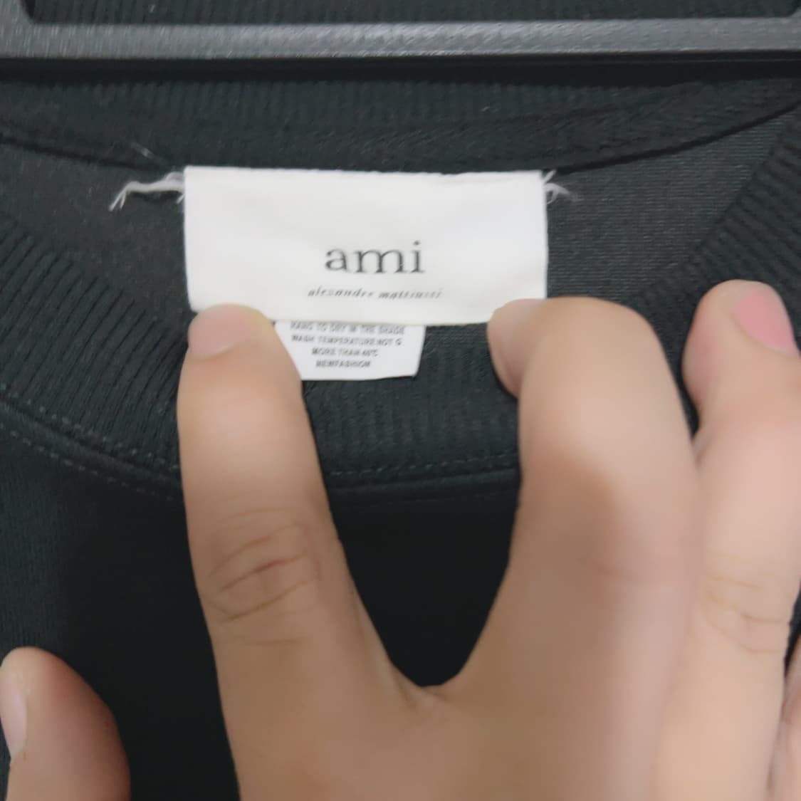 아미 블랙 빅로고 봄 공용 맨투맨 상품이미지4