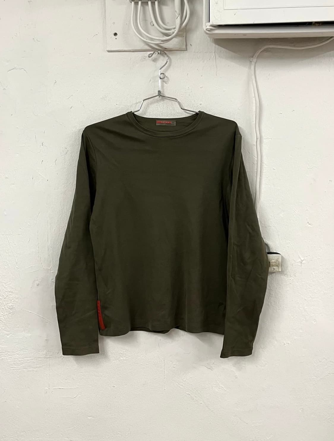 프라다 스포츠 롱슬리브 상품이미지1