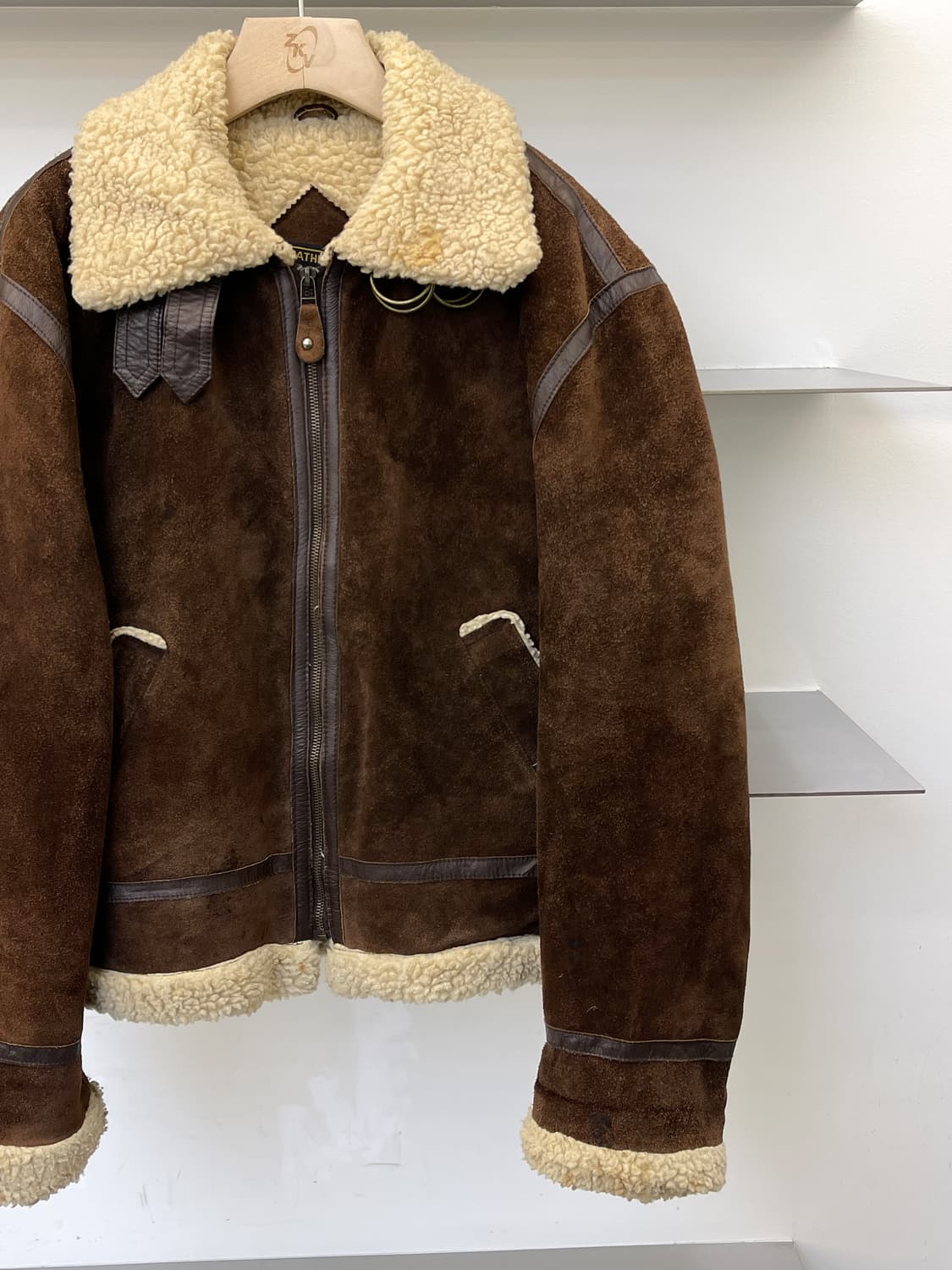 N.stage 90s U.S.A.F B-3 스웨이드 무톤 자켓 상품이미지3