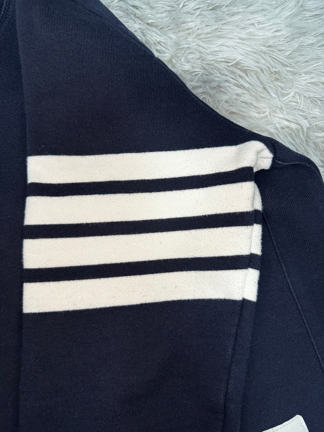 [A급/정품] 톰브라운 네이비 사선 맨투맨 상품이미지5