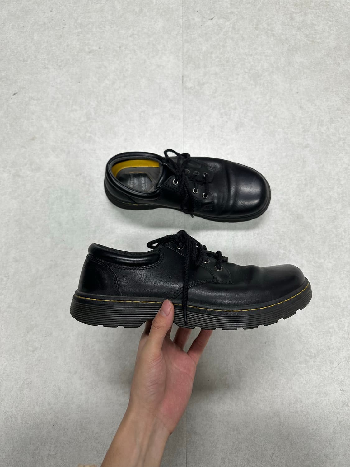 닥터마틴 Tipton low 상품이미지1