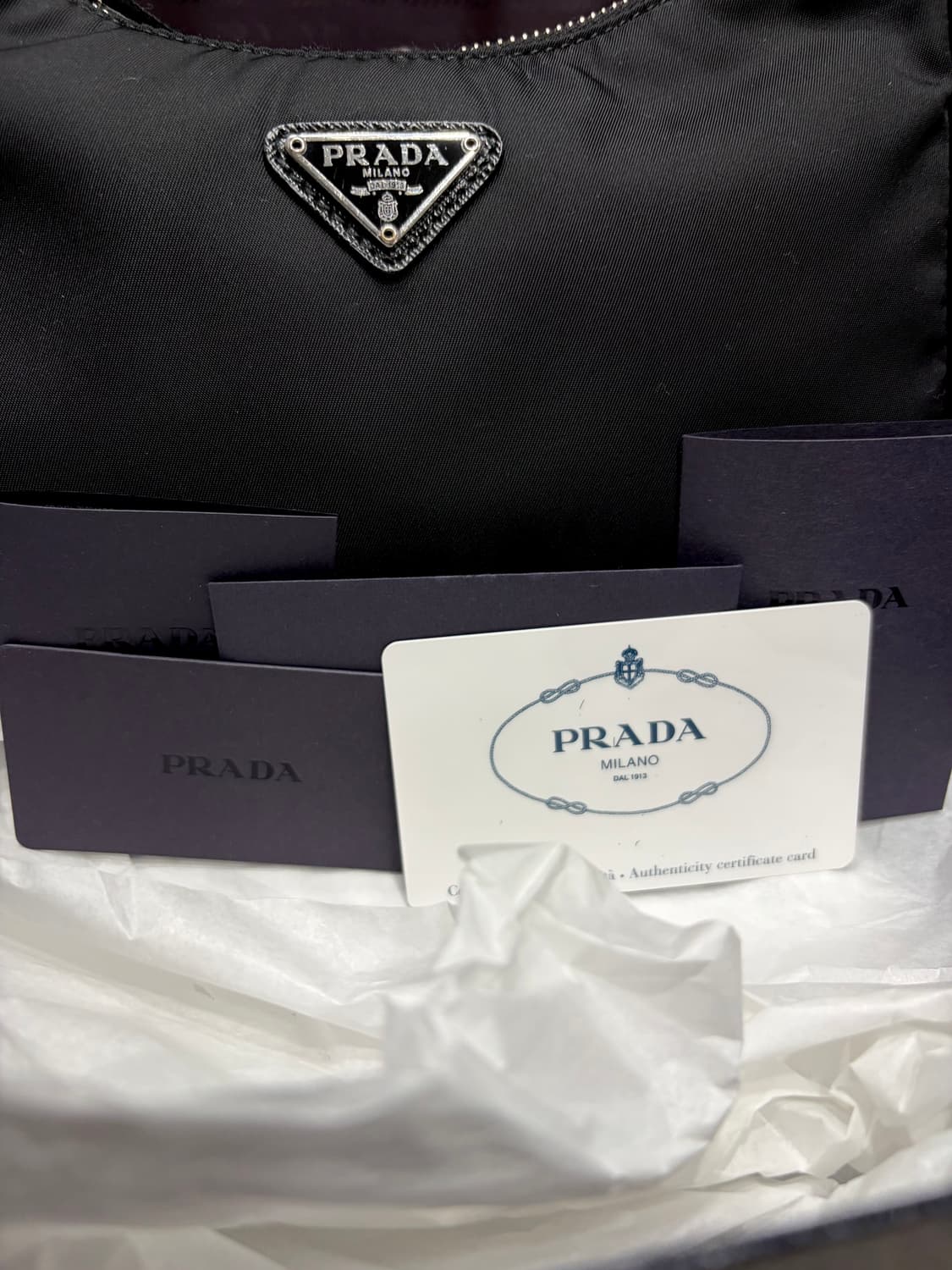 프라다 리에디션 나일론 미니 호보백 상품이미지5