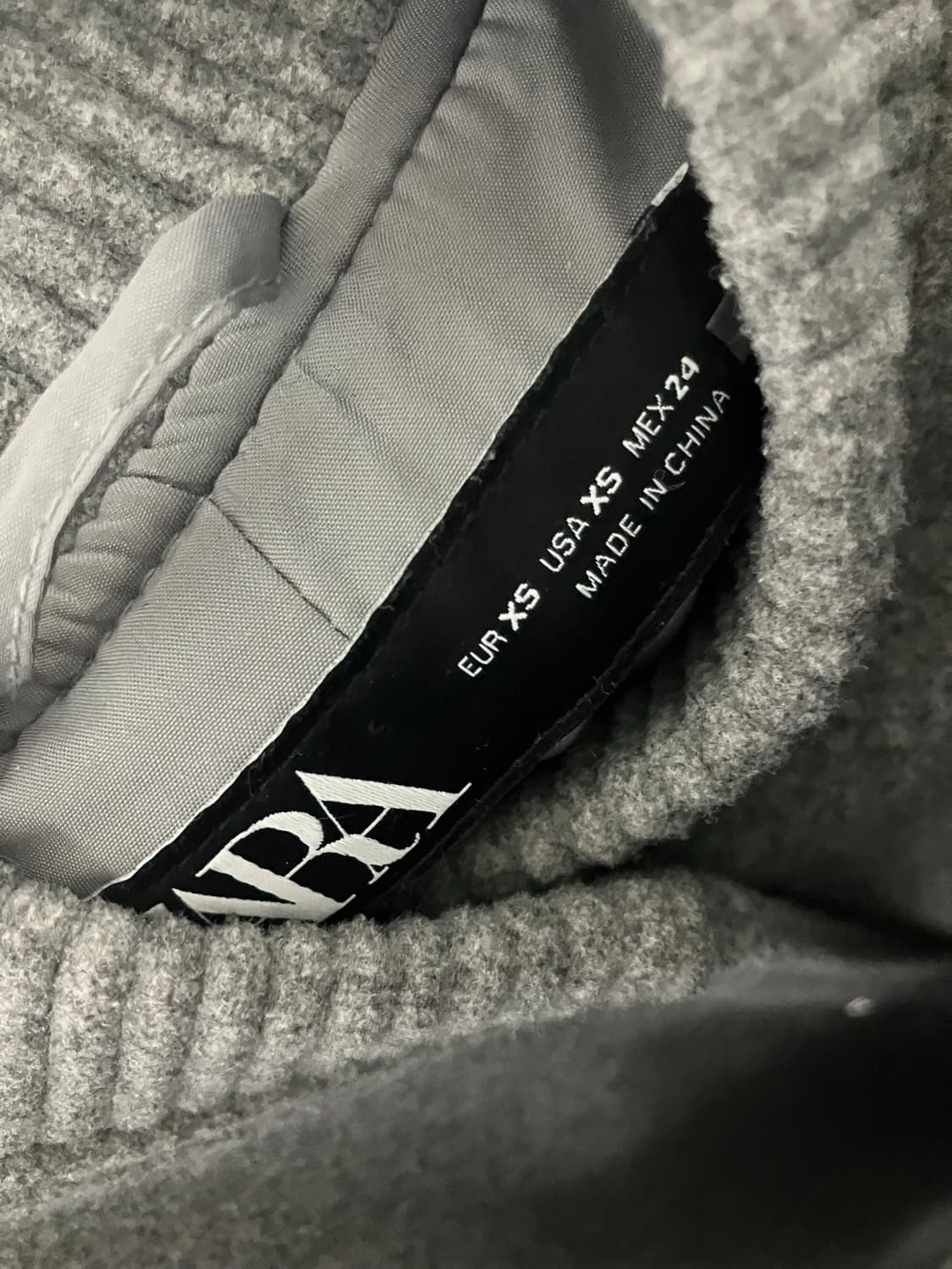 자라 바시티 자켓 상품이미지2