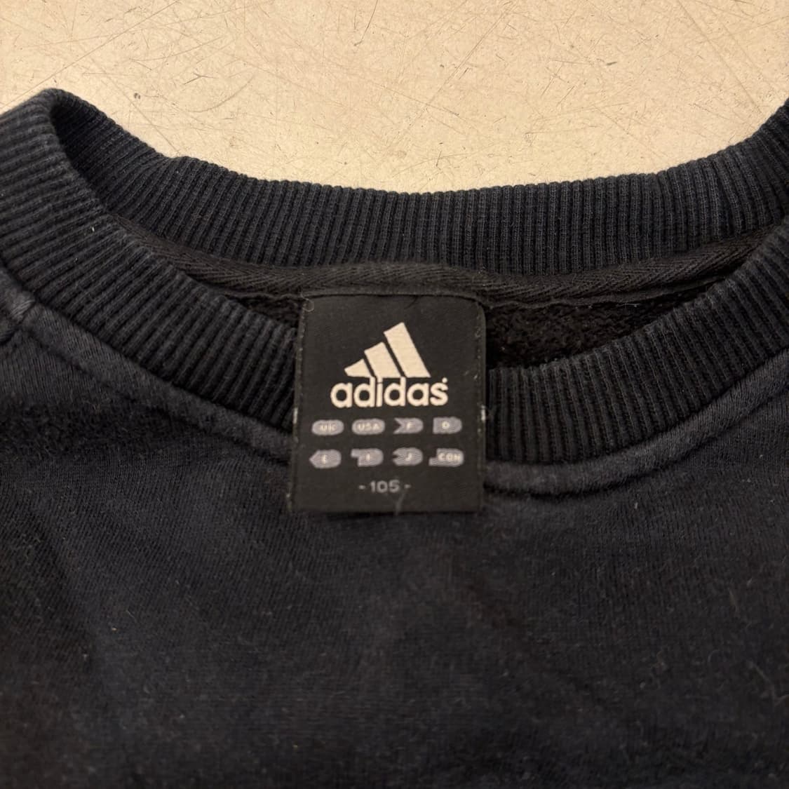 아디다스 adi dassler 맨투맨 상품이미지3