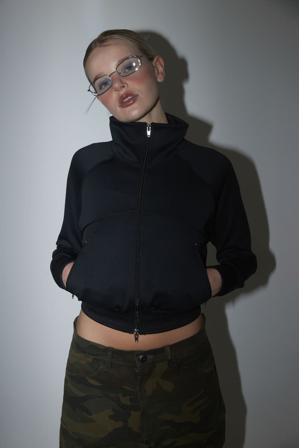 SPORTY TRACK JACKET BLACK 상품이미지1