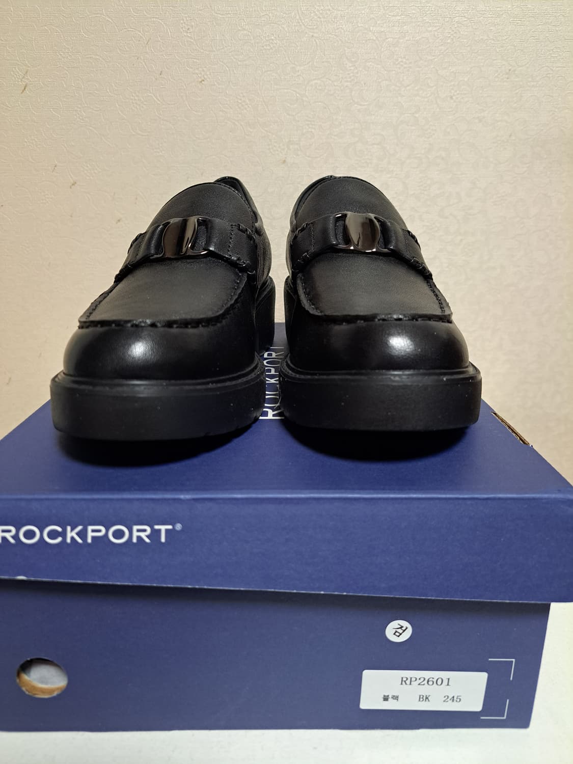 (새상품) 락포트 램스킨 로퍼 상품이미지4