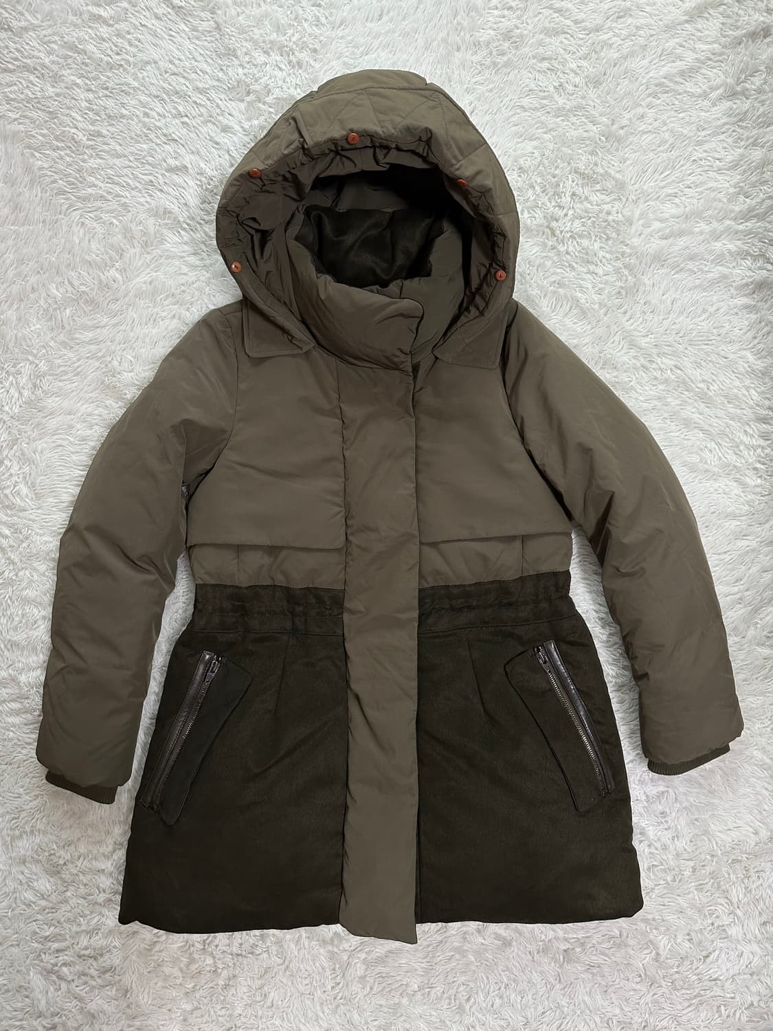 시슬리 여성 카키 패딩 42사이즈 (55) 상품이미지1