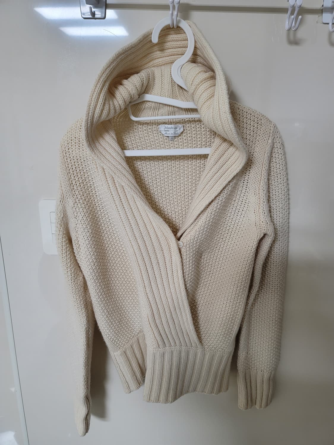 막스마라 후드 니트 여성S 90사이즈 상태극상
 상품이미지1