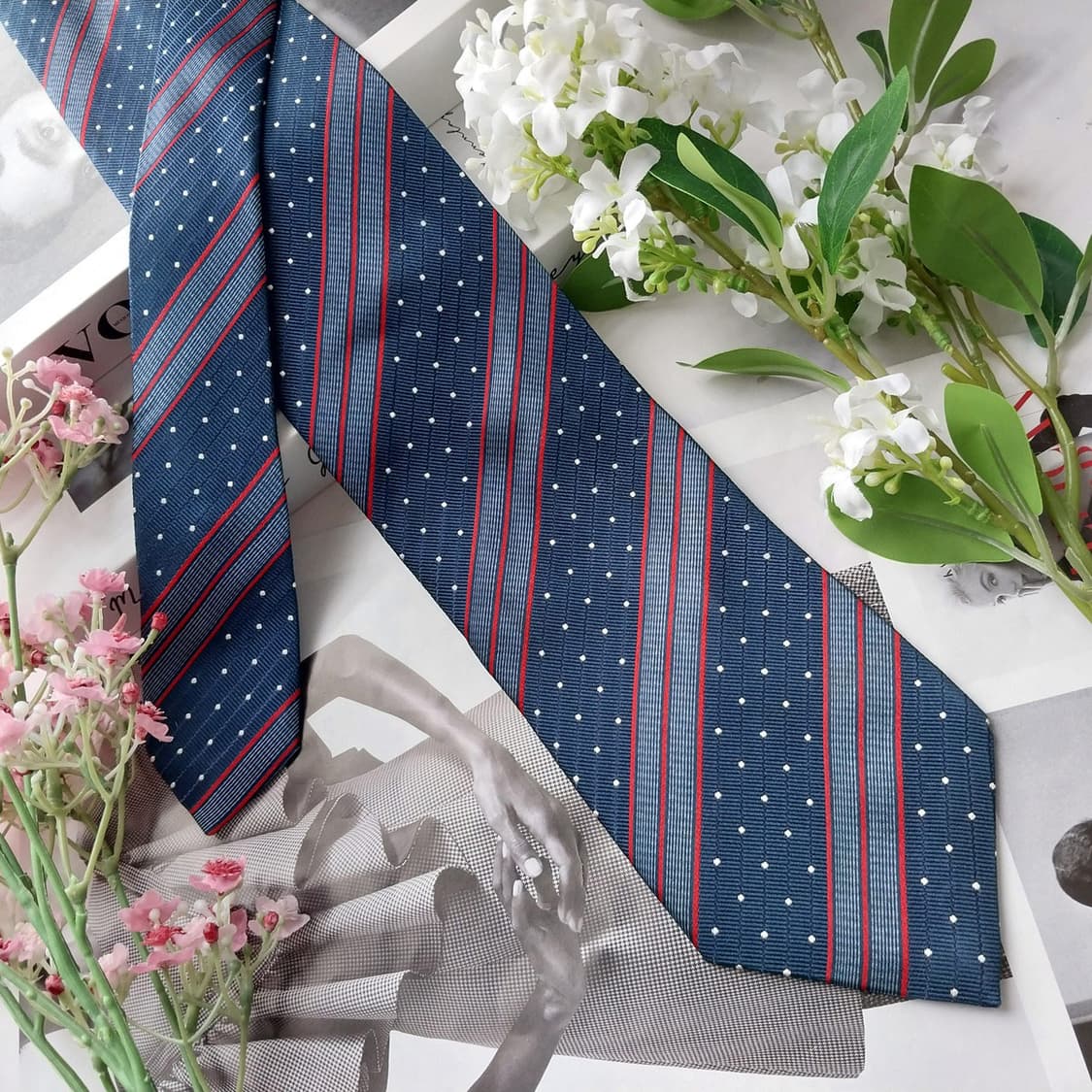 에르메네질도 제냐 스트라이프&도트 넥타이 9.4cm A+등급 k2054 상품이미지3