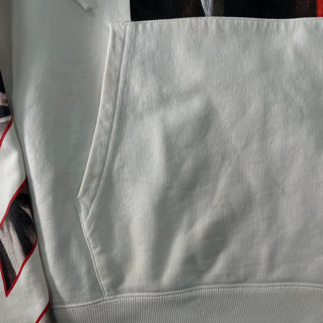 105 오프화이트 카라비지오 프린트 화이트 후드티 상품이미지6