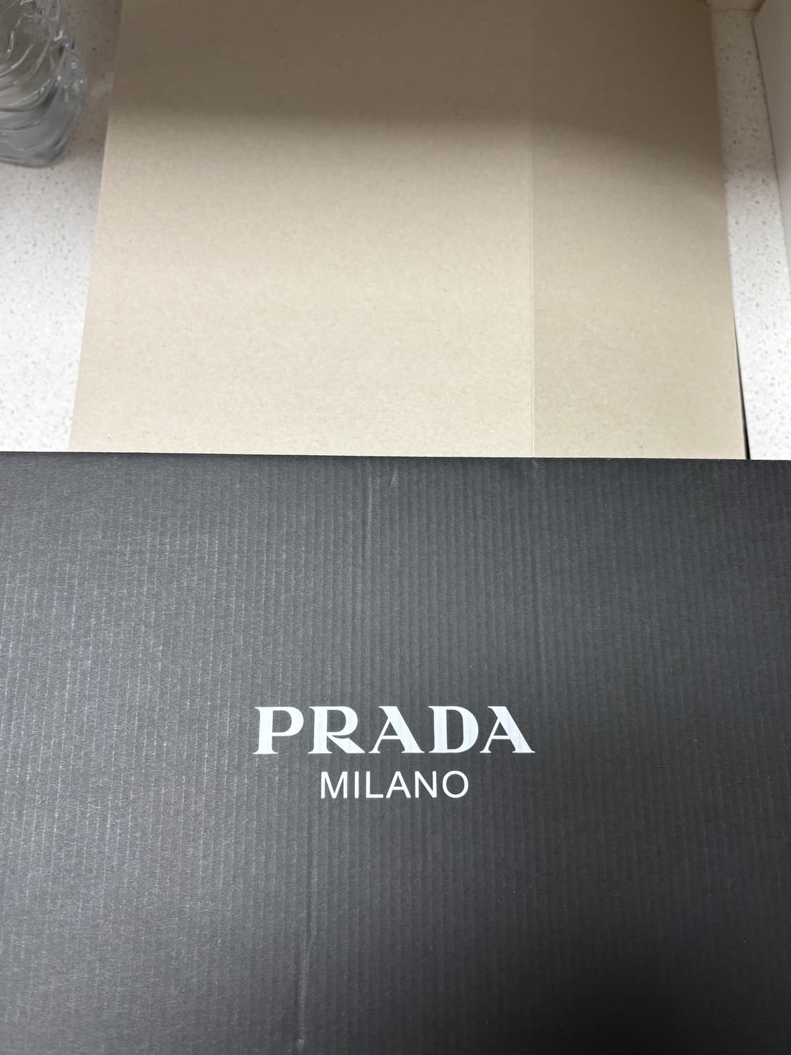 프라다 컬랩스 레더 블랙 uk 8.5 275 새제품 상품이미지6