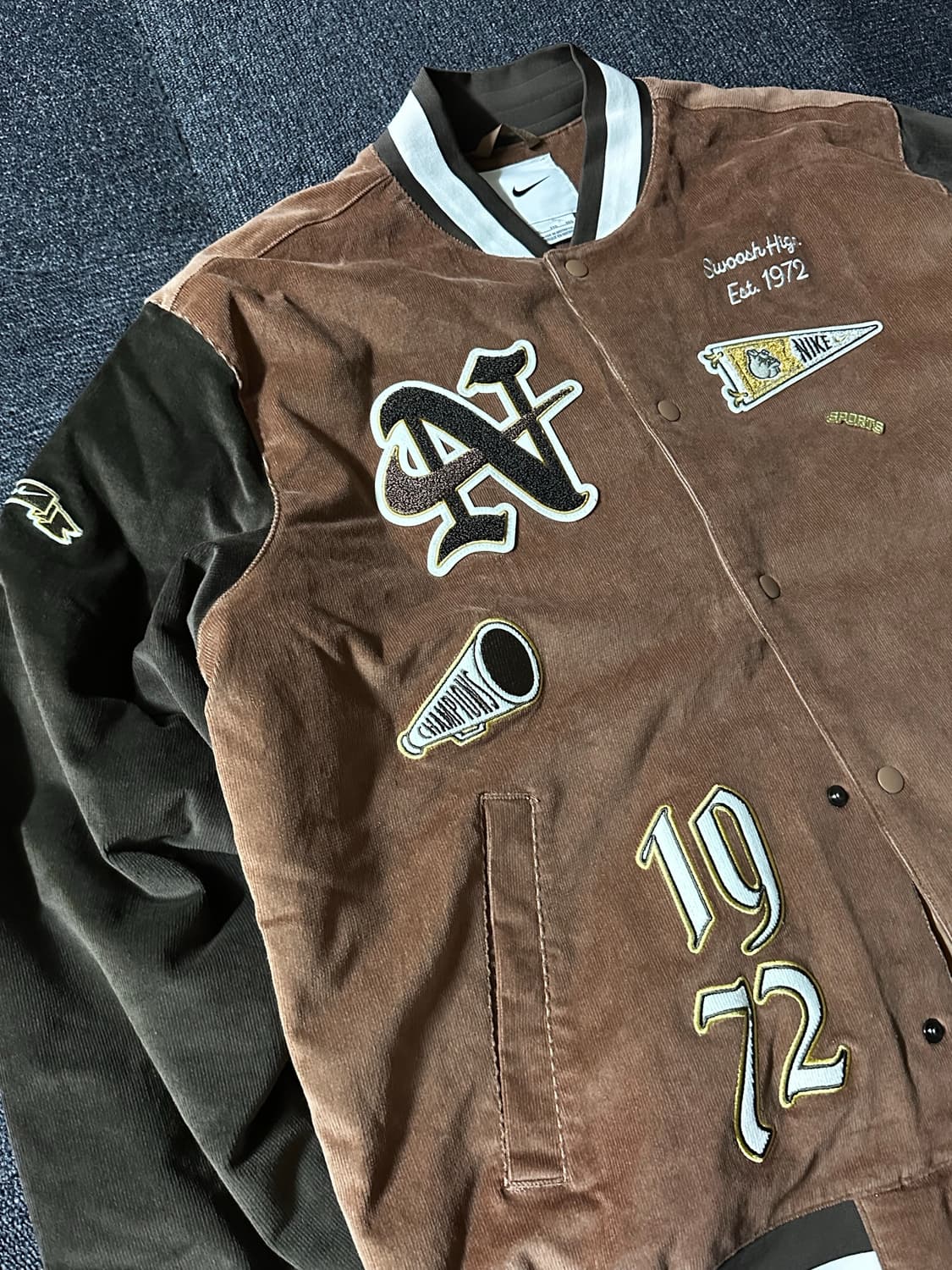 NWT 나이키 NSW 코듀로이 브라운 바시티자켓 상품이미지6