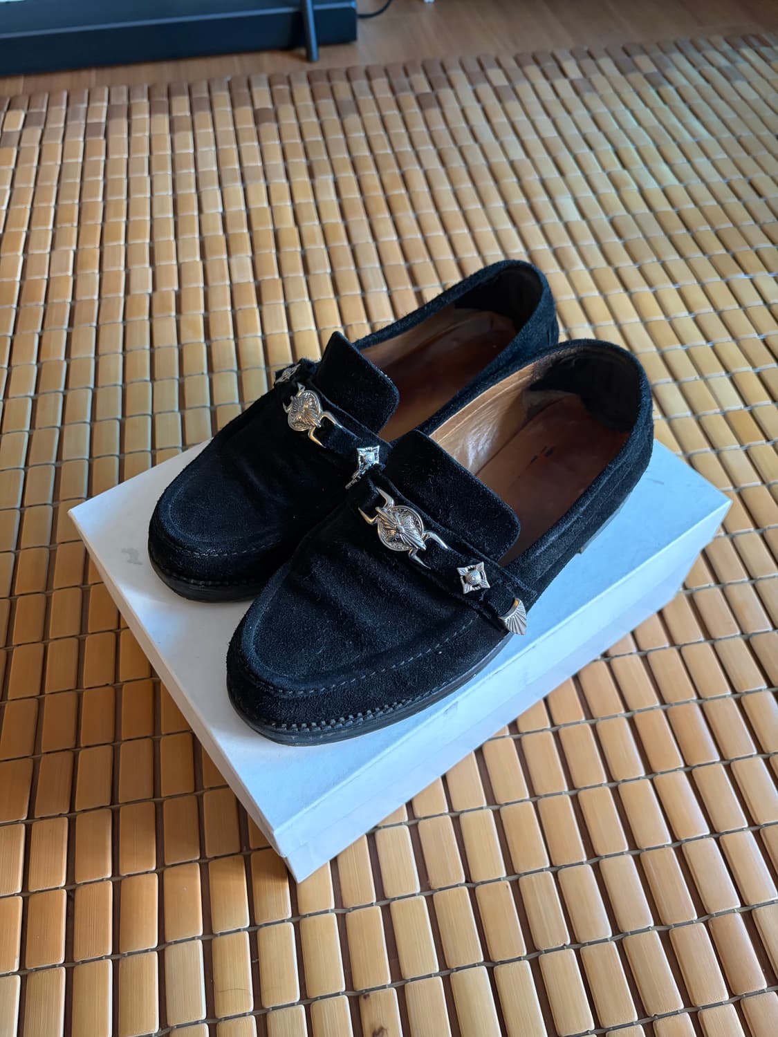 토가 비릴리스 스웨이드 로퍼 44 상품이미지1