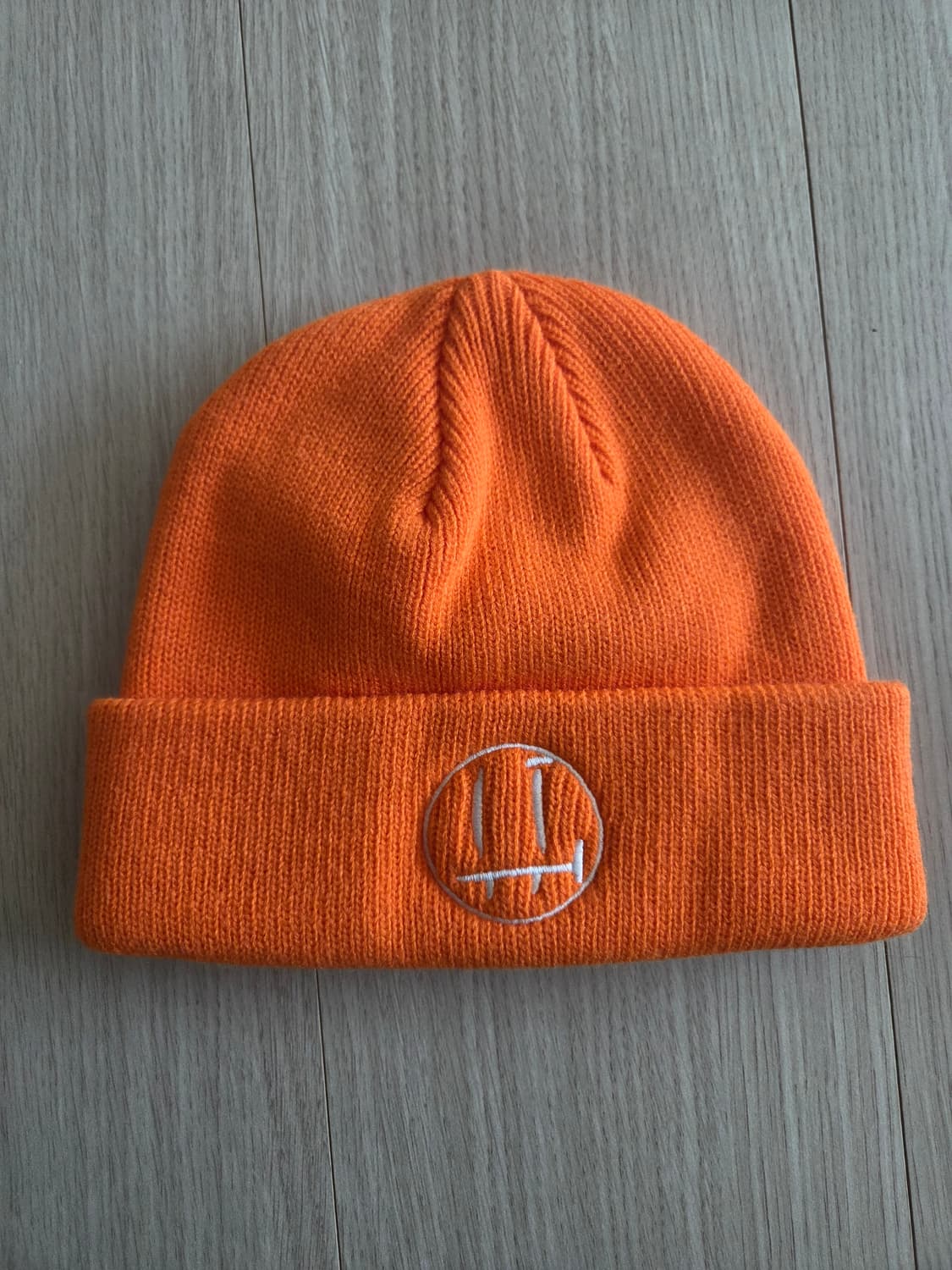 잇터 iter 페이스 로고 비니 오렌지 상품이미지1