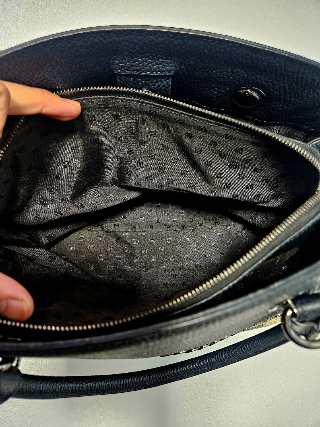 닥스 DAKS 가죽 핸드백 (블랙/파이톤 배색) 상품이미지9