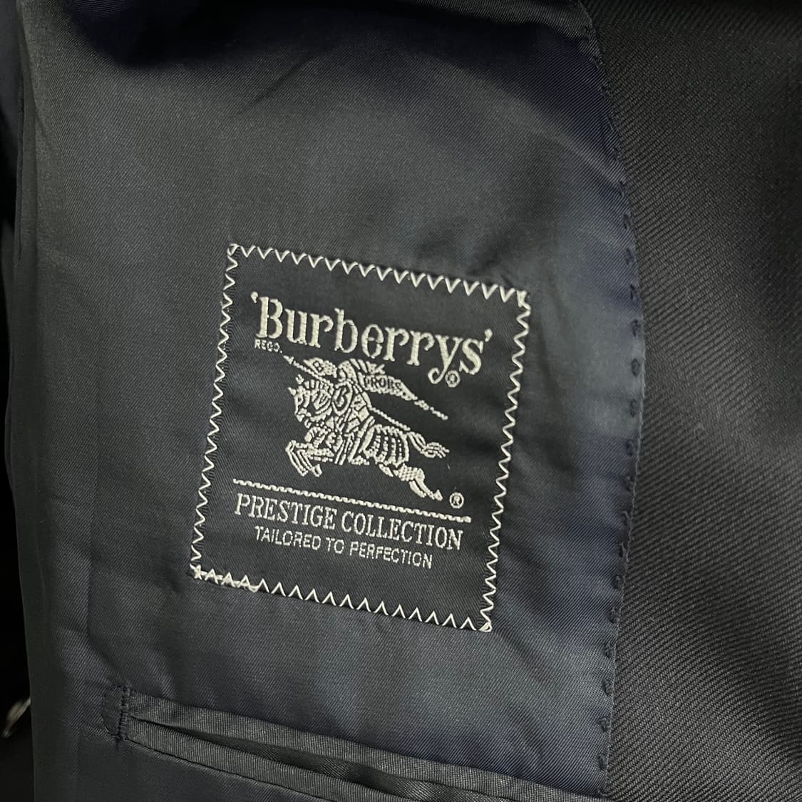 버버리 블레이저 남M 상품이미지4