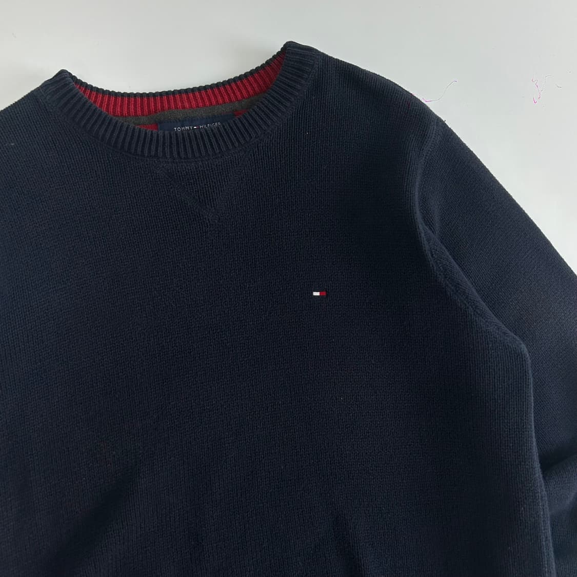 Tommy hilfiger 타미힐피거 스몰로고 네이비 니트 상품이미지4