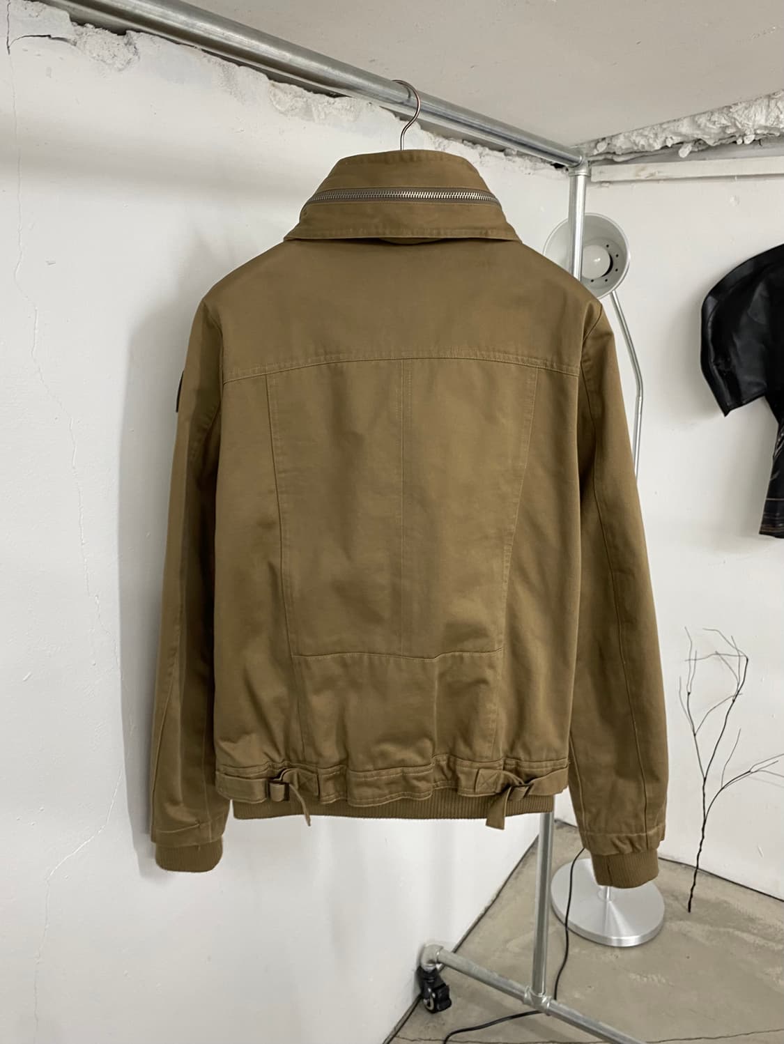 돌체앤가바나 실버 플레이트 하이넥 지퍼 자켓 상품이미지9