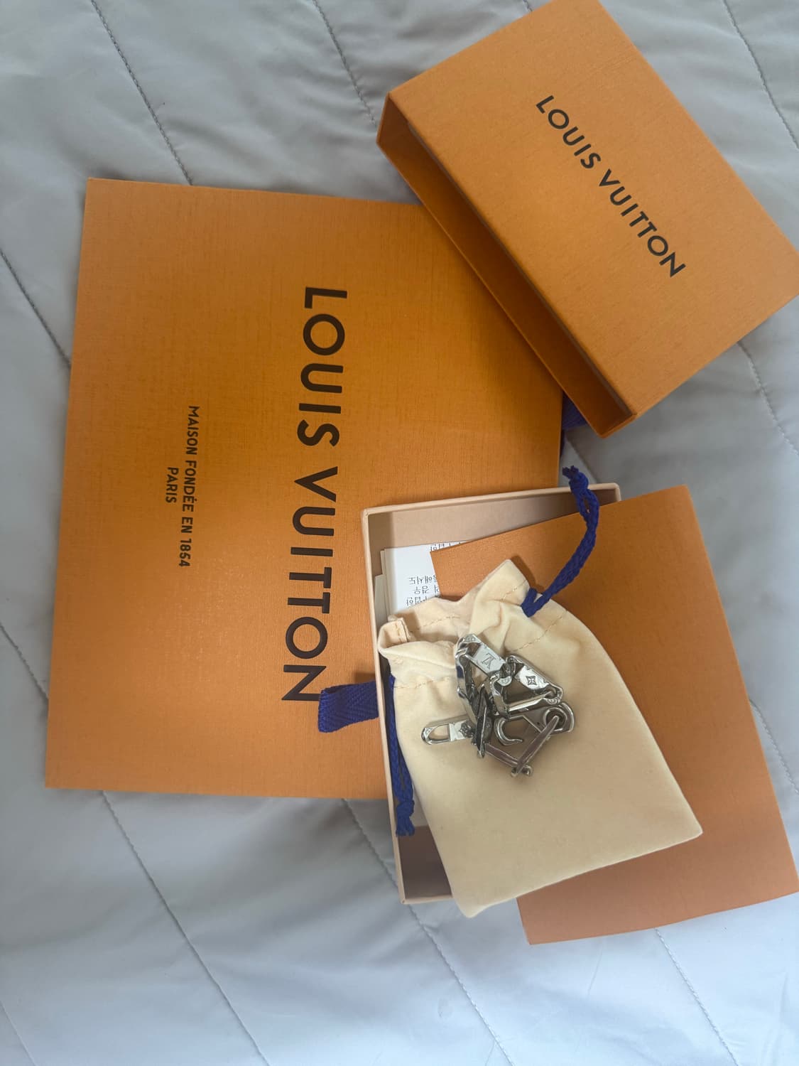 루이비통 모노그램 타이드 업 팔찌 M 상품이미지1