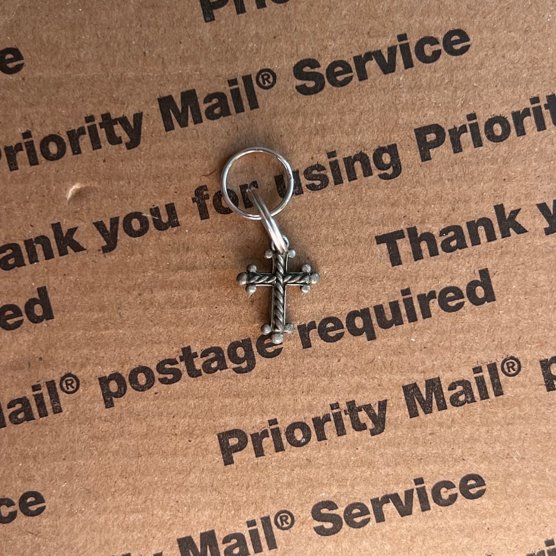 90s vtg Rustic Small Cross Keyring 상품이미지2