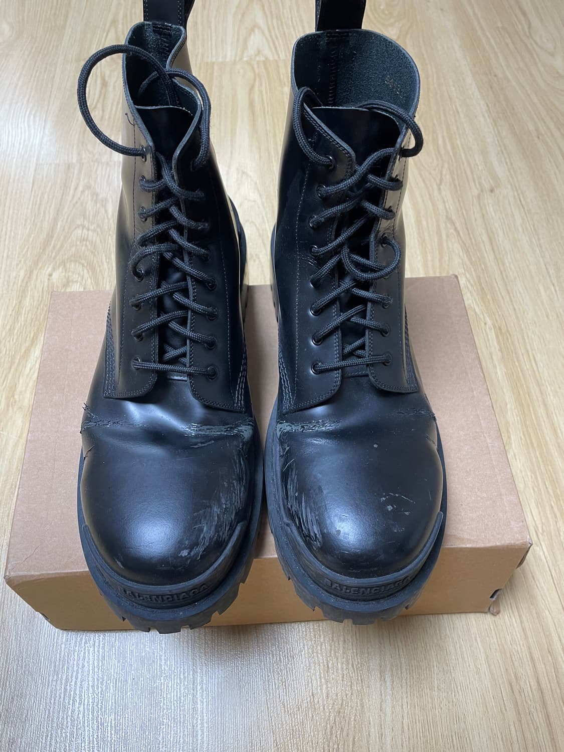 발렌시아가 스트라이크 컴뱃 부츠 42 상품이미지1